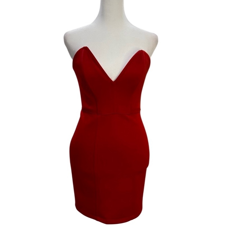 Strapless sweetheart dress